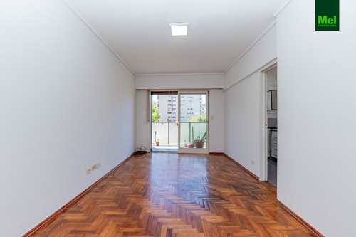 Semipiso 2 Amb En Alquiler Con Balcon, Coc/lavadero Indep