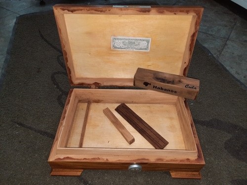 Caja Humificador De Habanos Hecho En Cuba 