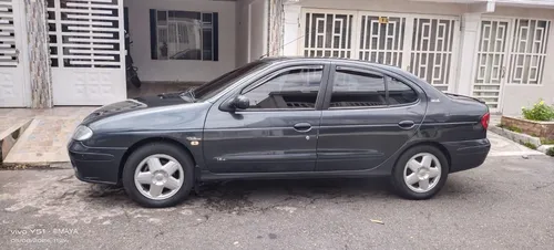 Renault Megane 1.6 Unique