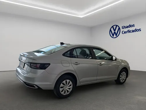 Volkswagen Virtus TRENDLINE L4 1.6L 110HP STD