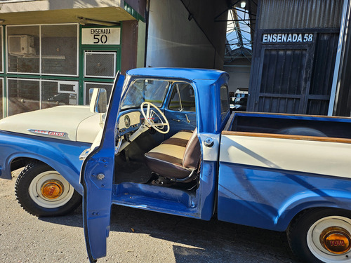 F-100 V8