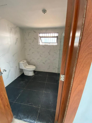 Imagen 8 de 28 de La Esperilla Apto. Nuevo, Piso 10 - 3hbs -3 Parqueos - Hermosa Vista Al Mar Y A La Ciudad - Área Social Con Lounge Bar Piscina Con Hidroterapia -gimnasio-spa De Masaje - Sauna- Área Infantil -salón