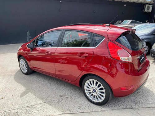 Imagen 4 de 16 de Ford Fiesta Titanium