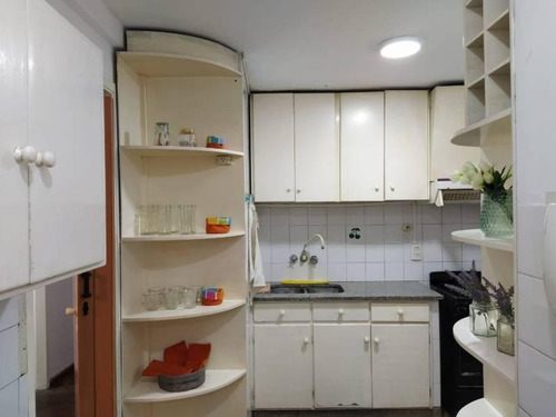 Imagen 7 de 18 de Venta- Departamento 2 Dormitorios, Excelente Zona Centro