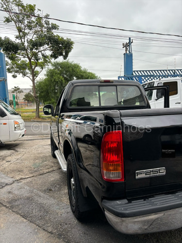 Ford F-250 4.2 Td Xlt 2p