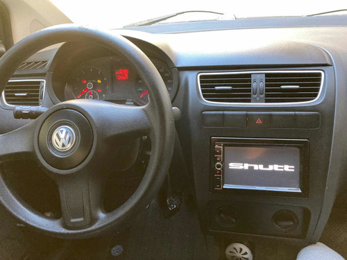Volkswagen Fox 2011 1.0 Vht Total Flex 5p