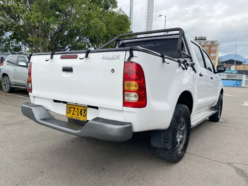 Toyota Hilux 2.5 Mt