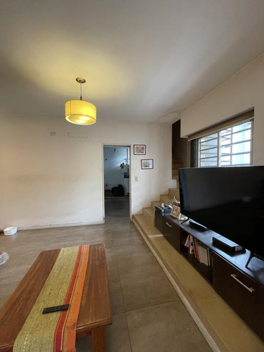 Casa En Venta 5 Ambientes - Haedo