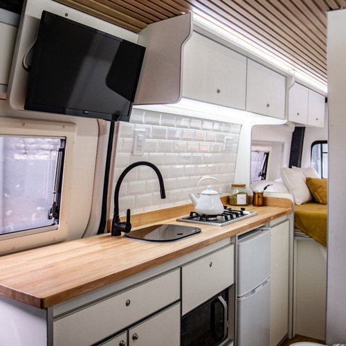 Equipamiento Motorhome Sprinter Mercedes Benz