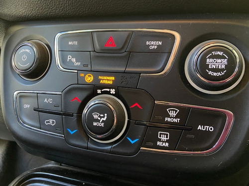 Imagen 12 de 15 de Jeep Compass Limited 170cv Atx 2018 - Car Cash