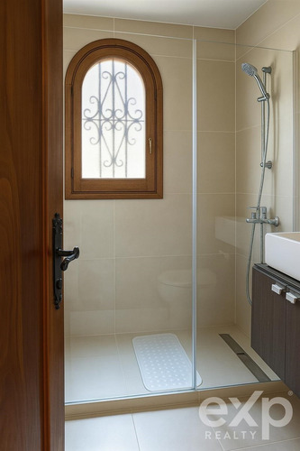 Casa En Venta De 7 Dorm. En Lo Barnechea