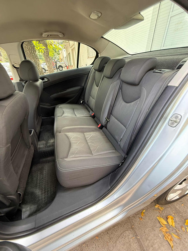 Peugeot 408 1.6 Active 115cv