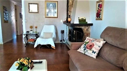 Casa Em Camaquã Com 3 Dormitórios - Lu266235