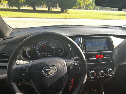 Toyota Yaris 1.5 107cv Xs