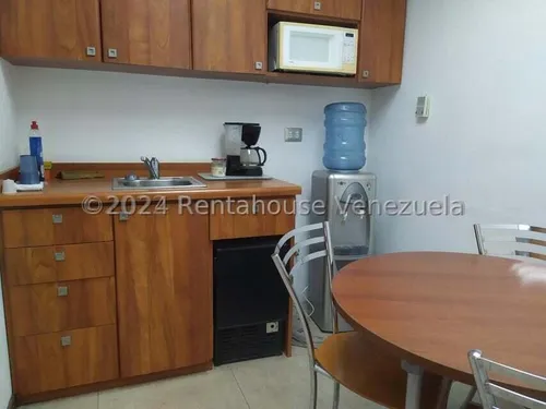 Oficina En Venta En El Rosal