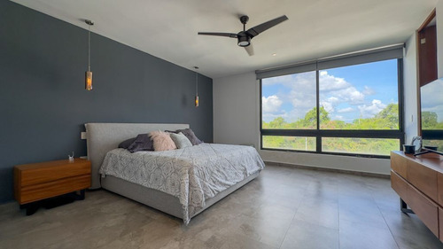 Casa En Venta Con Paneles Solares En Privada Residencial Parque Natura, Merida.