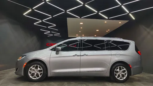 Chrysler Pacifica 2019