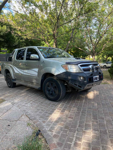 Imagen 10 de 11 de Toyota Hilux 2006 3.0 D/cab 4x4 Srv Lim P/4