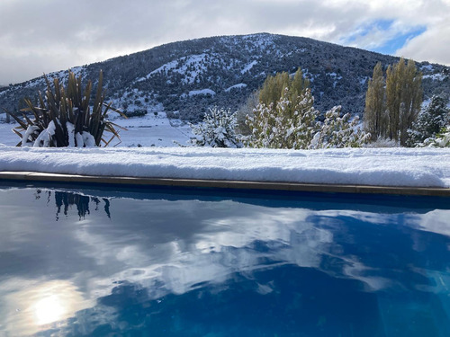 Dueño Alquila Exclusiva Casa Con Piscina Climatizada - San Martín De Los Andes - Barrio Privado.