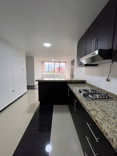 Imagen 8 de 13 de Apartamento En Alquiler Residencia Montecarlo
