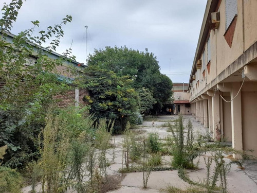 Venta De Hotel En Parque Industrial