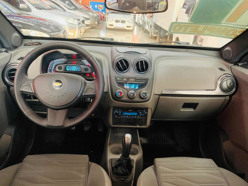 Imagem 7 de 12 de Chevrolet Agile 2013 1.4 Lt 5p