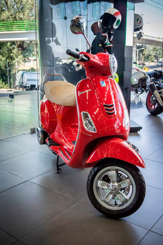 Vespa Edición México 150