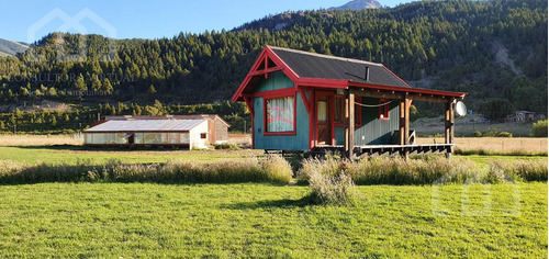 Imagen 11 de 20 de Hosteria Lodge De Pesca Sobre 3 Has. En Villa Lago Rivadavia, Cholila