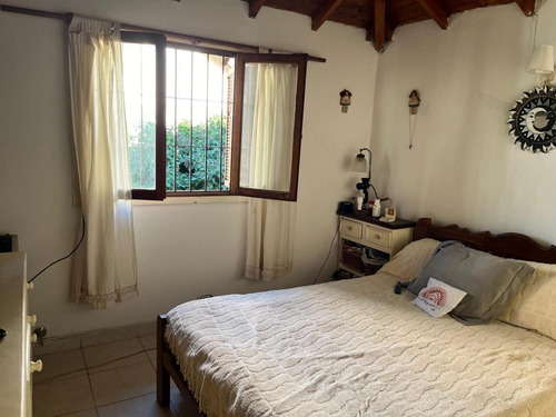 Casa De Cinco Amb/ Centro Villa Gesell