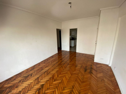 Departamento En Alquiler En Almagro