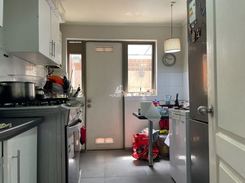 Casa En Venta De 3 Dorm. En Zapallar Curicó