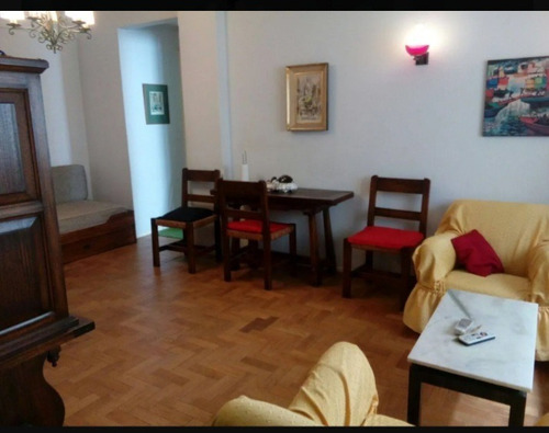 Imagen 4 de 13 de Vendo Departamento 2 Ambientes Semipiso Zona Plaza Colón.