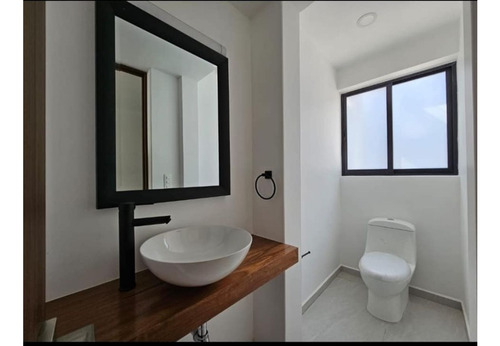Ab2-za Inmueble En Venta Localizado En Fracc. Lomas De Tecamachalco, Naucalpan De Juárez, Edomex