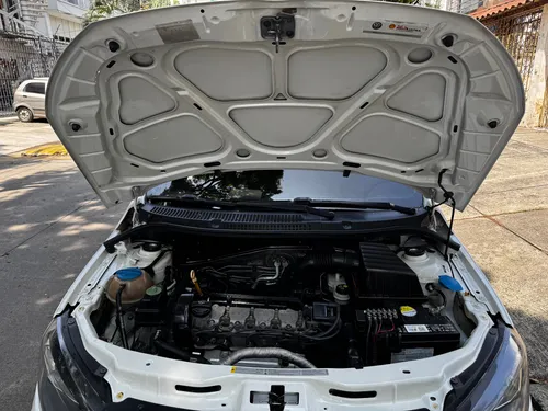 Volkswagen Voyage 1.6 Trendline