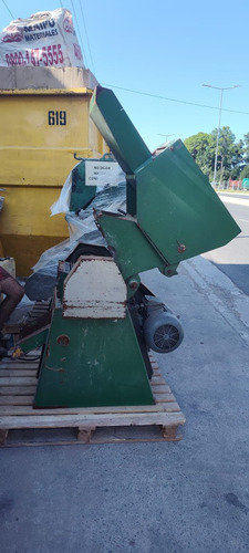 Molino De Plástico Cisca 10hp Con Iman (Usado)