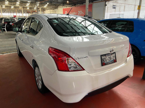 Imagen 6 de 13 de Nissan Versa 2018 1.6 Sense At