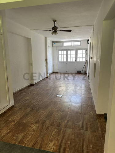 Casa Remodelar En Venta En Gonnet, 16 Bis 487 Y 488