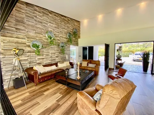 Casa En Arriendo En Rionegro El Tablazo Con Jacuzzi
