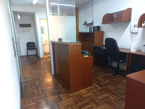 Oficina En Alquiler Ubicado En Centro