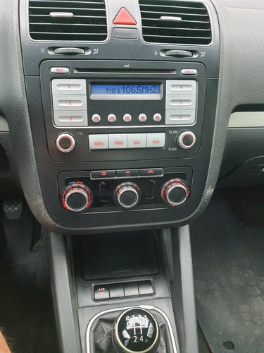 Imagen 9 de 11 de Volkswagen Bora 2010 2.5 Style Bit Mt