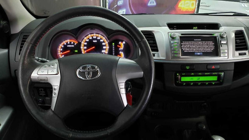 Toyota - Hilux 2.7 Srv 4x4 Cd Automática 2013