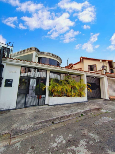 Imagen 4 de 25 de Casa Venta Urb. Agua Clara. Adlz