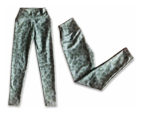 Imagen 3 de 6 de Calza Deportiva Lycra Estampada Print Military Niña Bchic