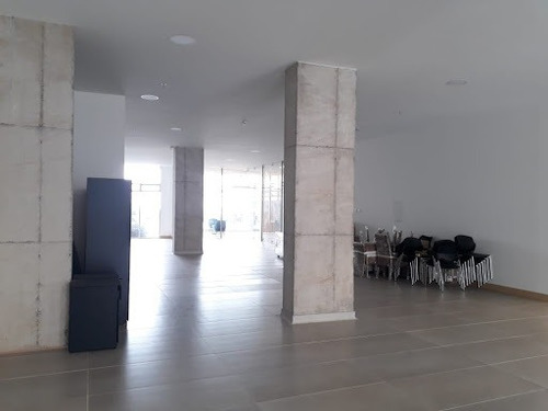 Locales En Arriendo Palogrande 279-20044