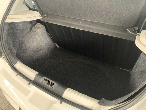 Imagem 14 de 15 de Volkswagen Novo Gol Tl Mcv