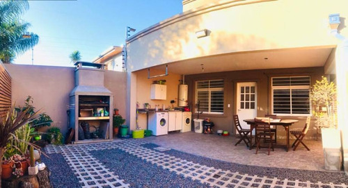 Imagen 3 de 5 de Duplex En Venta En Ituzaingo Norte
