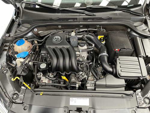 Imagen 11 de 12 de Volkswagen Jetta 2017 2.0 Tiptronic At