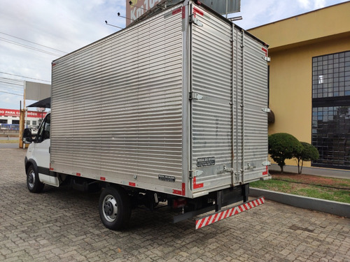 Imagem 3 de 10 de Iveco Daily 35s14 - 2016/16 - Único Dono 245.000 Km Promoção