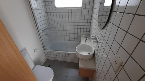 Imagen 10 de 12 de Venta - Barrio Norte - Departamento 2 Ambientes Balcón Terraza