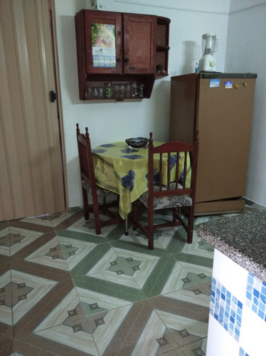 Casa Se Alquila Por Día.,para Cuatro Personas